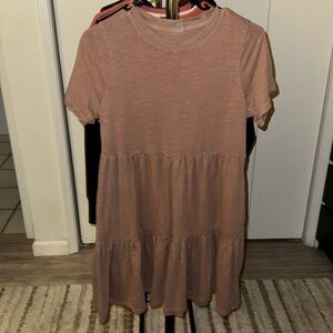 Old navy beige tiered dress